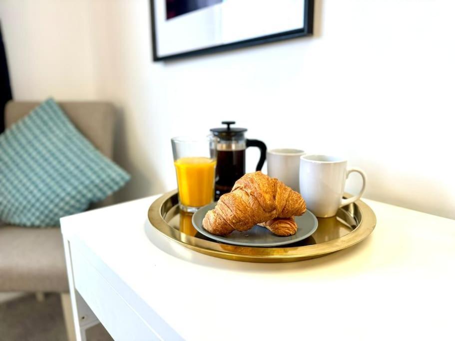 Spectacular Seaview - House - 2br - Sleeps 6 Bornemouth